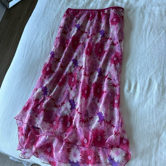Vintage midi pink floral skirt - Picture 3 of 8